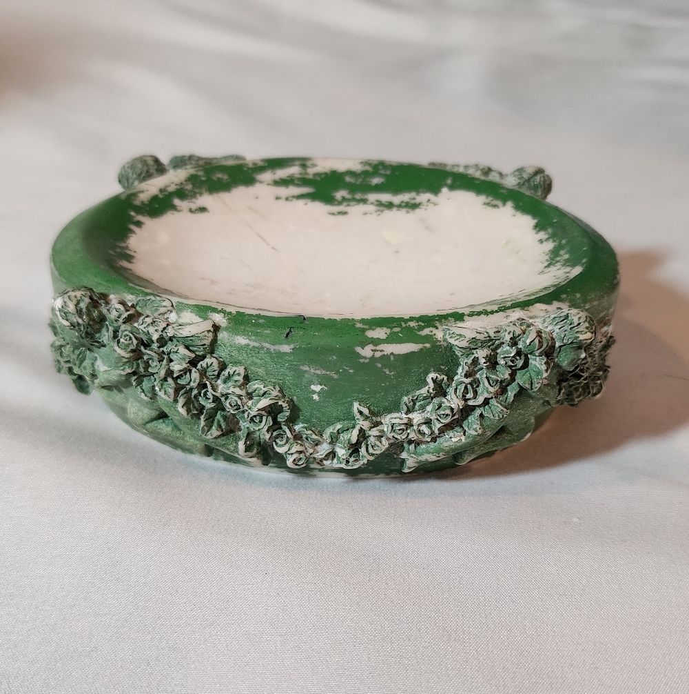 Vintage Green Heavy Decorative Soap Dish Has Discoloration And Small Chip